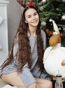 Nude Leona Mia by Amour Angels